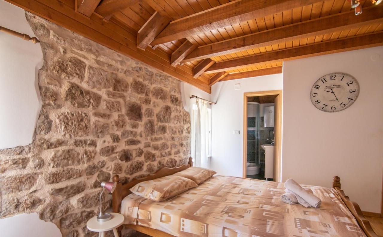 Apartments Loriana شيبينيك المظهر الخارجي الصورة