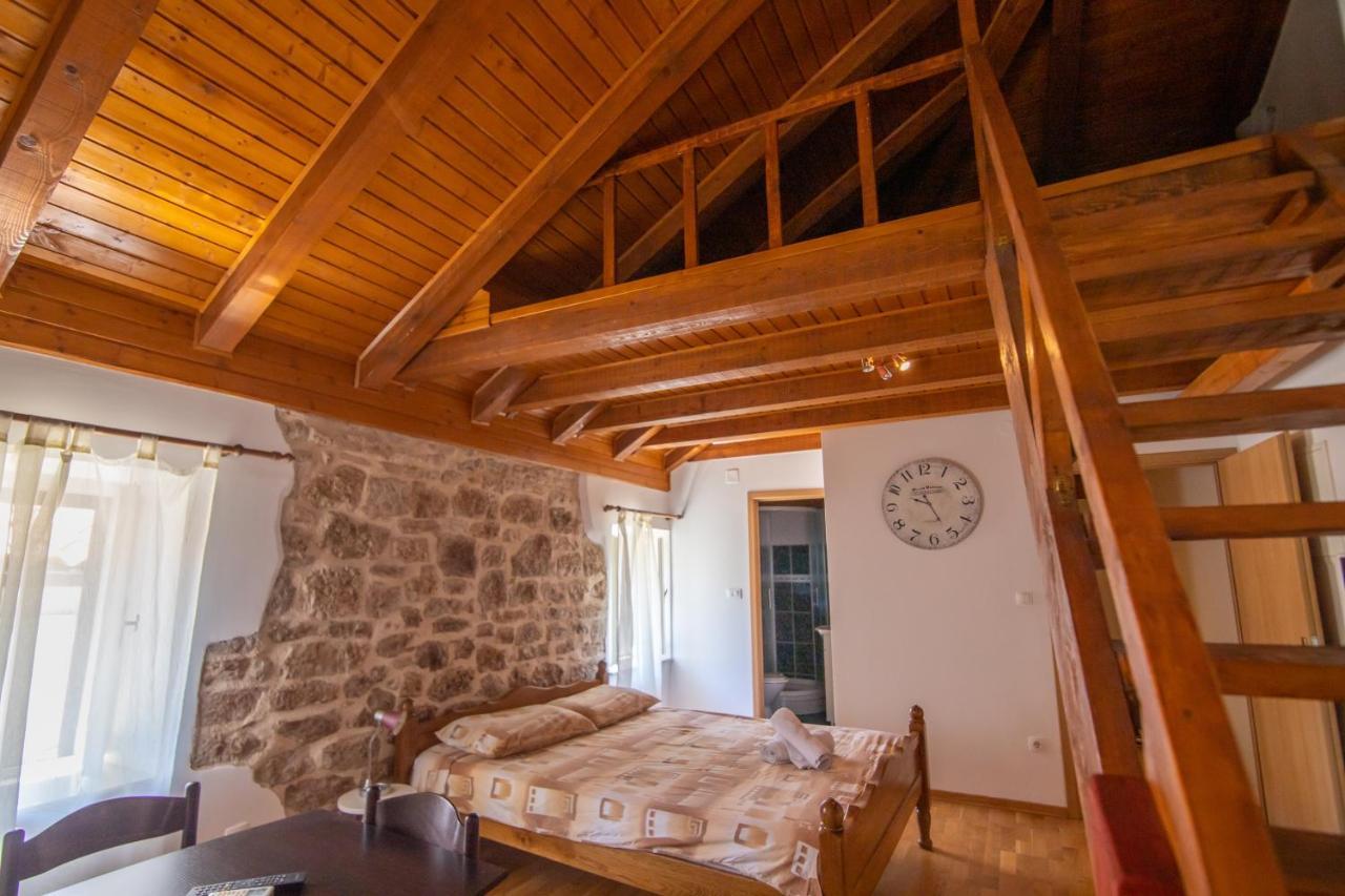 Apartments Loriana شيبينيك المظهر الخارجي الصورة