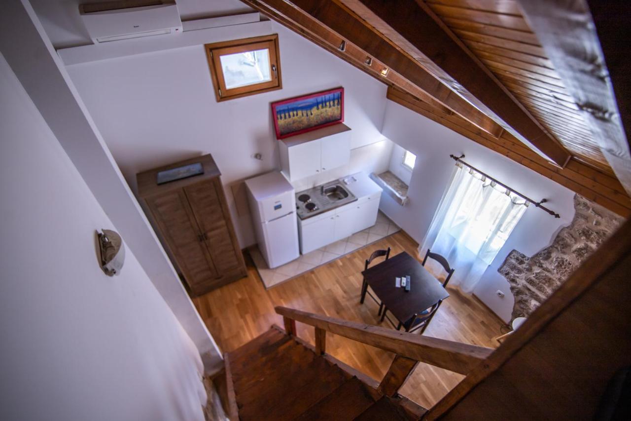 Apartments Loriana شيبينيك المظهر الخارجي الصورة