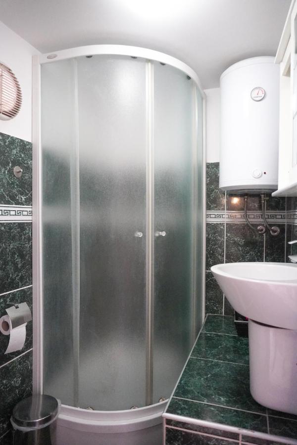 Apartments Loriana شيبينيك المظهر الخارجي الصورة
