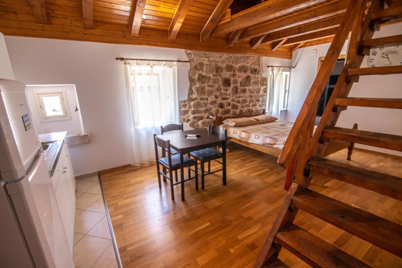 Apartments Loriana شيبينيك المظهر الخارجي الصورة