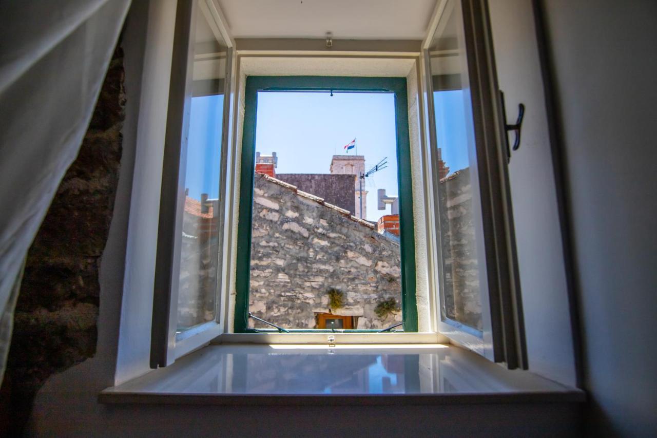 Apartments Loriana شيبينيك المظهر الخارجي الصورة
