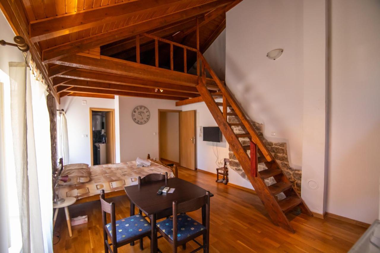 Apartments Loriana شيبينيك المظهر الخارجي الصورة