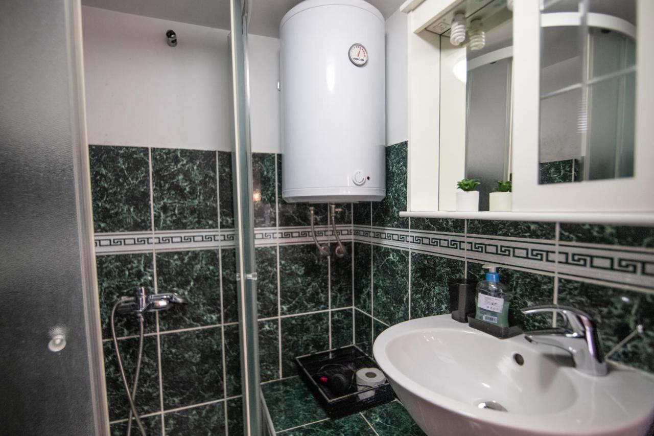 Apartments Loriana شيبينيك المظهر الخارجي الصورة