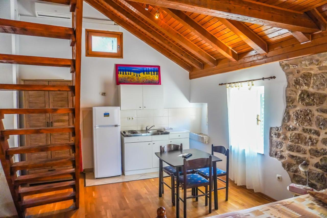 Apartments Loriana شيبينيك المظهر الخارجي الصورة