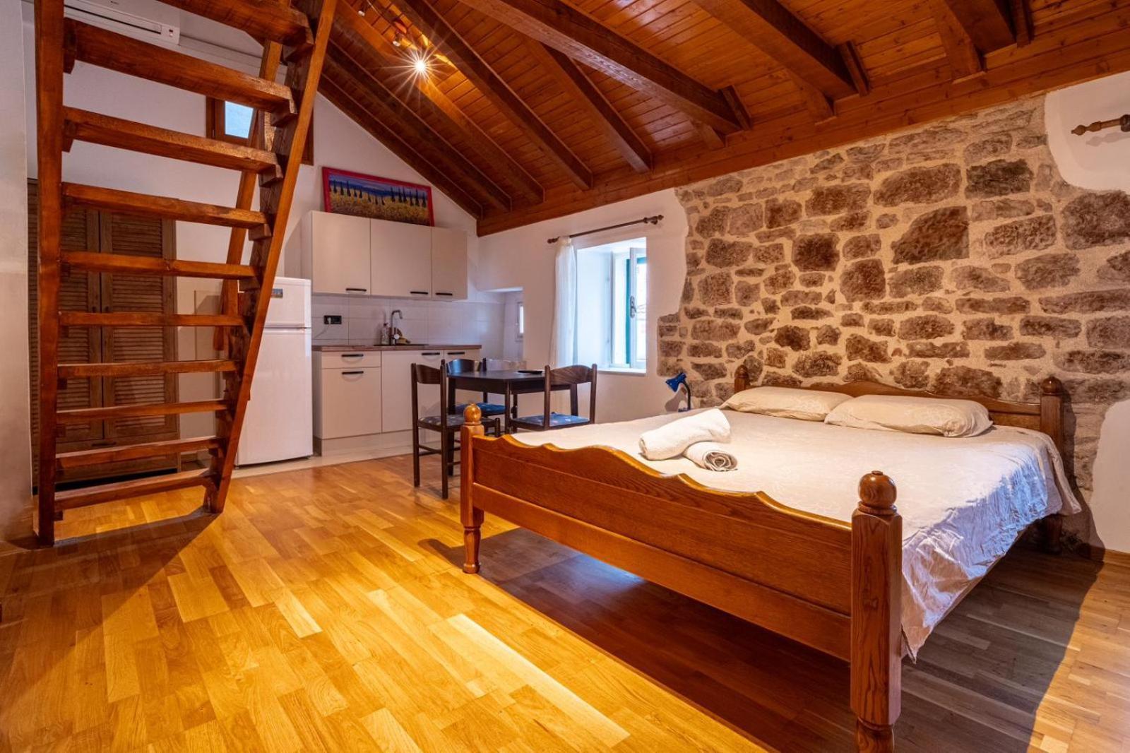 Apartments Loriana شيبينيك المظهر الخارجي الصورة