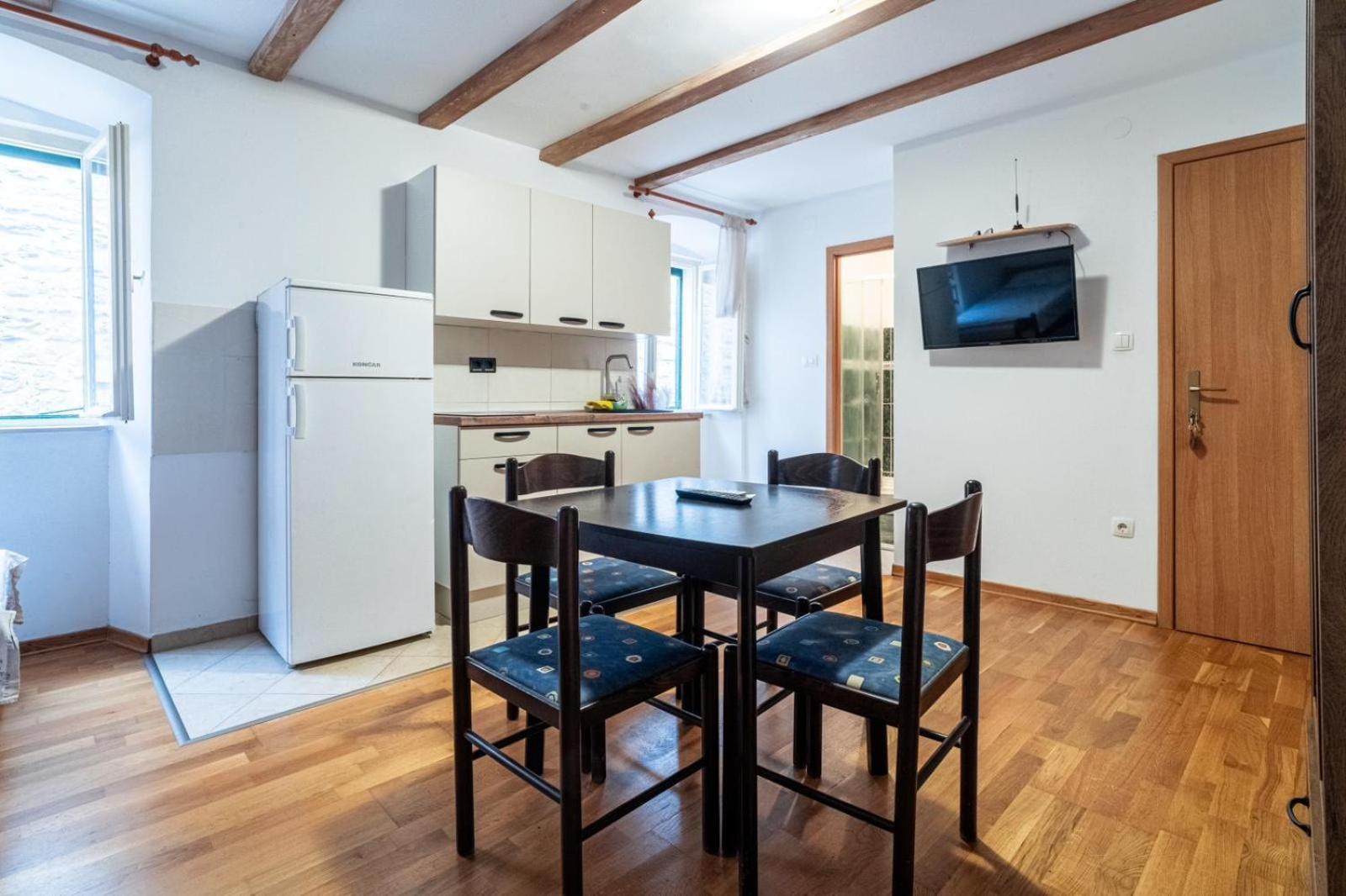 Apartments Loriana شيبينيك المظهر الخارجي الصورة
