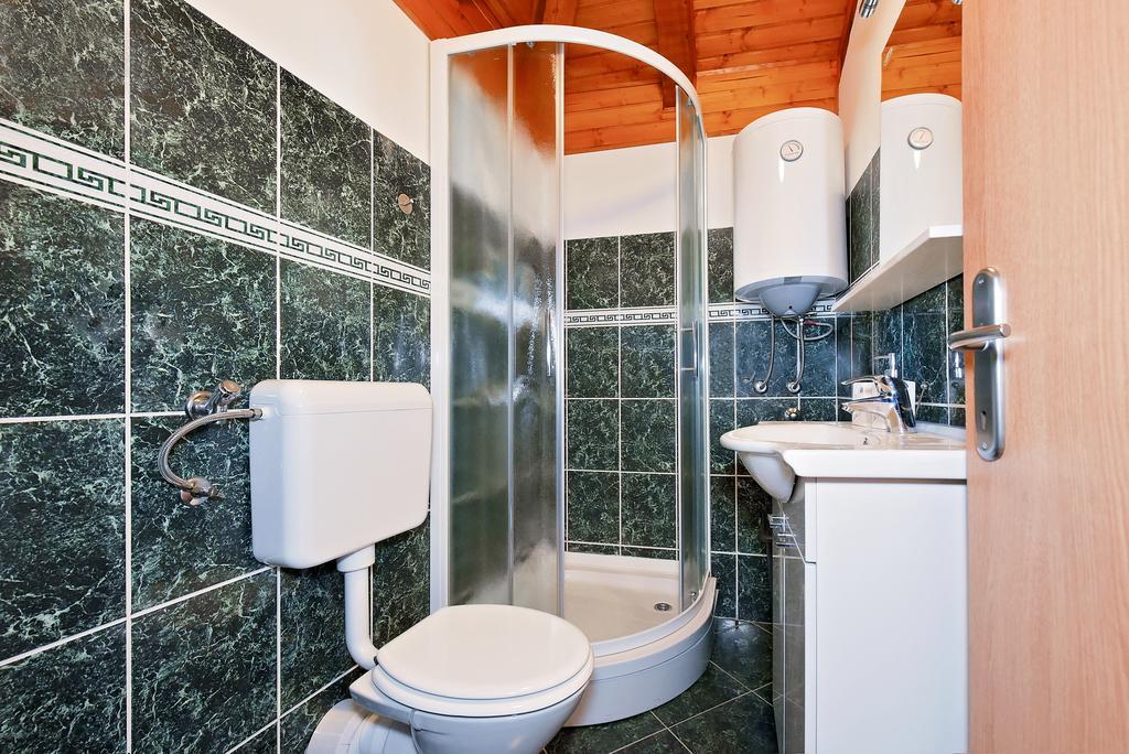 Apartments Loriana شيبينيك المظهر الخارجي الصورة