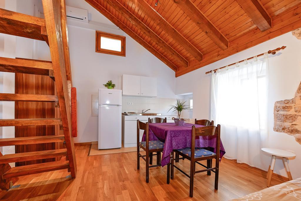 Apartments Loriana شيبينيك المظهر الخارجي الصورة